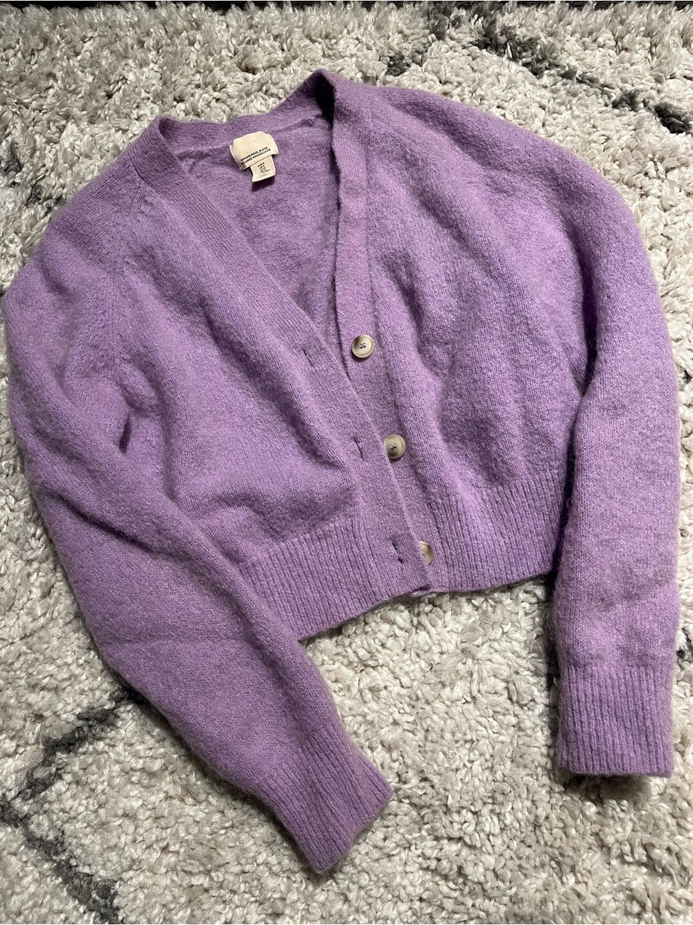 H&M Lavender Cropped V-Neck Button Cardigan